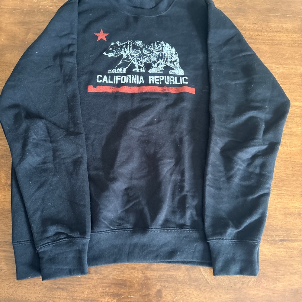California Republic Black Sweater medium